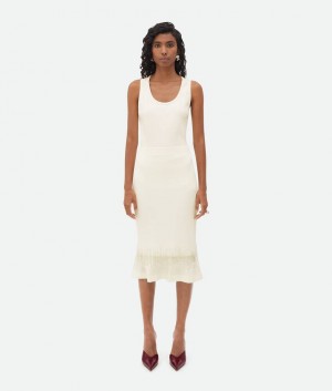 Bottega Veneta Crystal Embroidered Jersey Midi Naisten Golfhameet Valkoinen | SN-BTGV593986