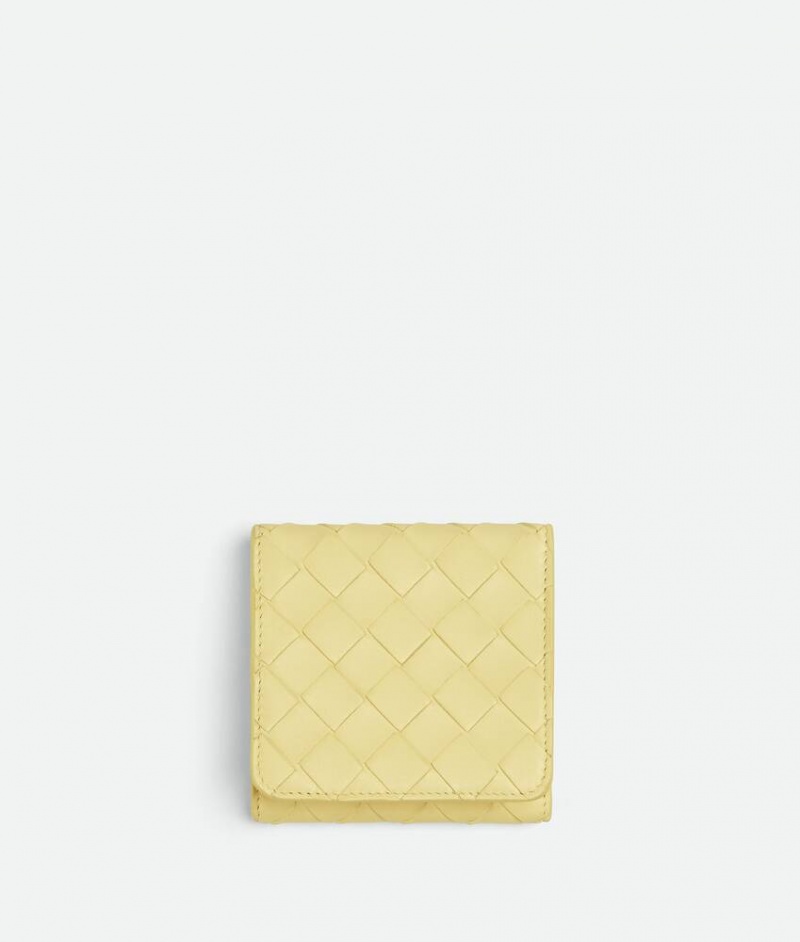 Bottega Veneta Intrecciato Compact Tri-fold Naisten Pieni lompakko Kerma | SN-BTGV594278