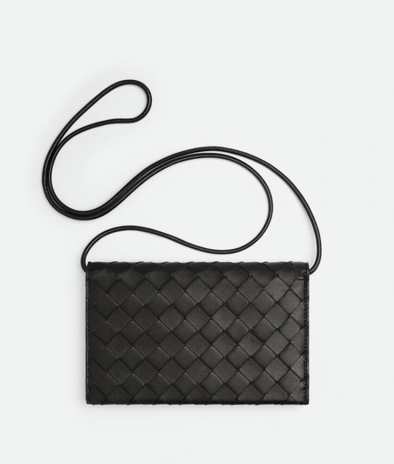 Bottega Veneta Intrecciato On Strap Naisten Pouches Mustat | SN-BTGV594435