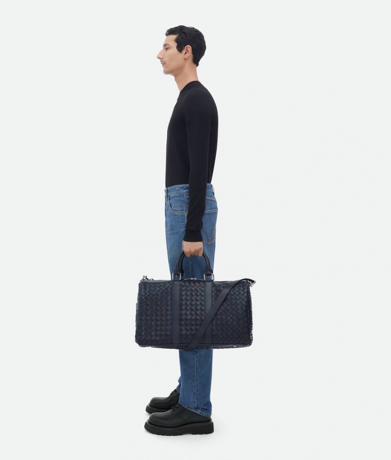 Bottega Veneta Medium Intrecciato Duffle Miesten Matkakassit Indigo | SN-BTGV594973